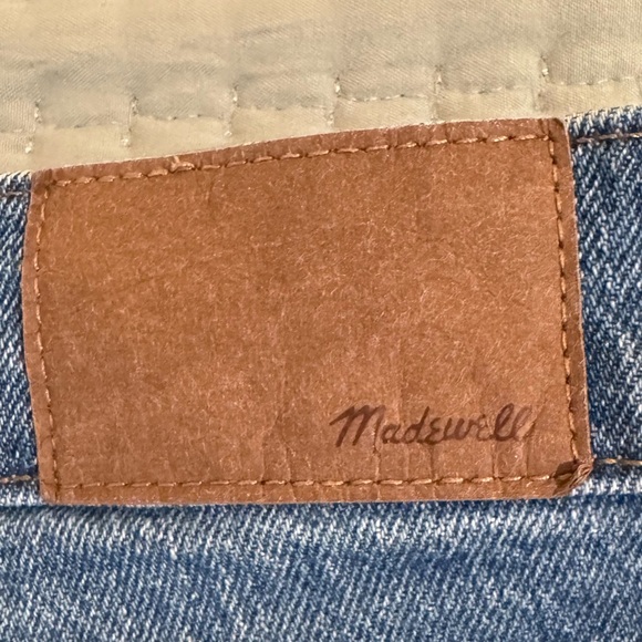 Madewell Mid Rise Perfect Vintage rough hem Jeans. Size 26 GUC. - Picture 12 of 13